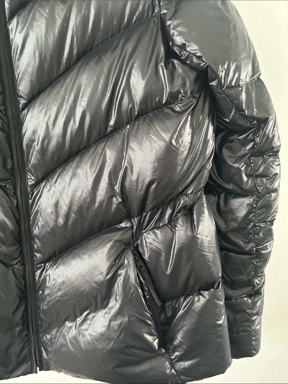 Athleta Lofty Down Puffer Jacket Women's Small Black Lightweight Outdoor Coat - Picture 3 of 16